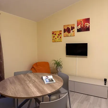 דירה With Pool E Private Garage - Casa Holyvia Orange דסנזאנו דל גארדה