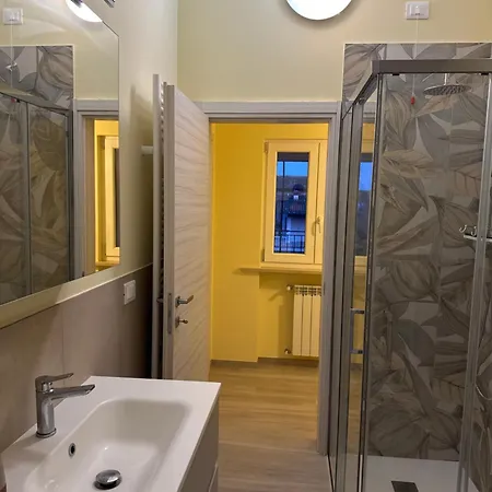 Διαμέρισμα With Pool E Private Garage - Casa Holyvia Orange Ντεζεντσάνο ντελ Γκάρντα